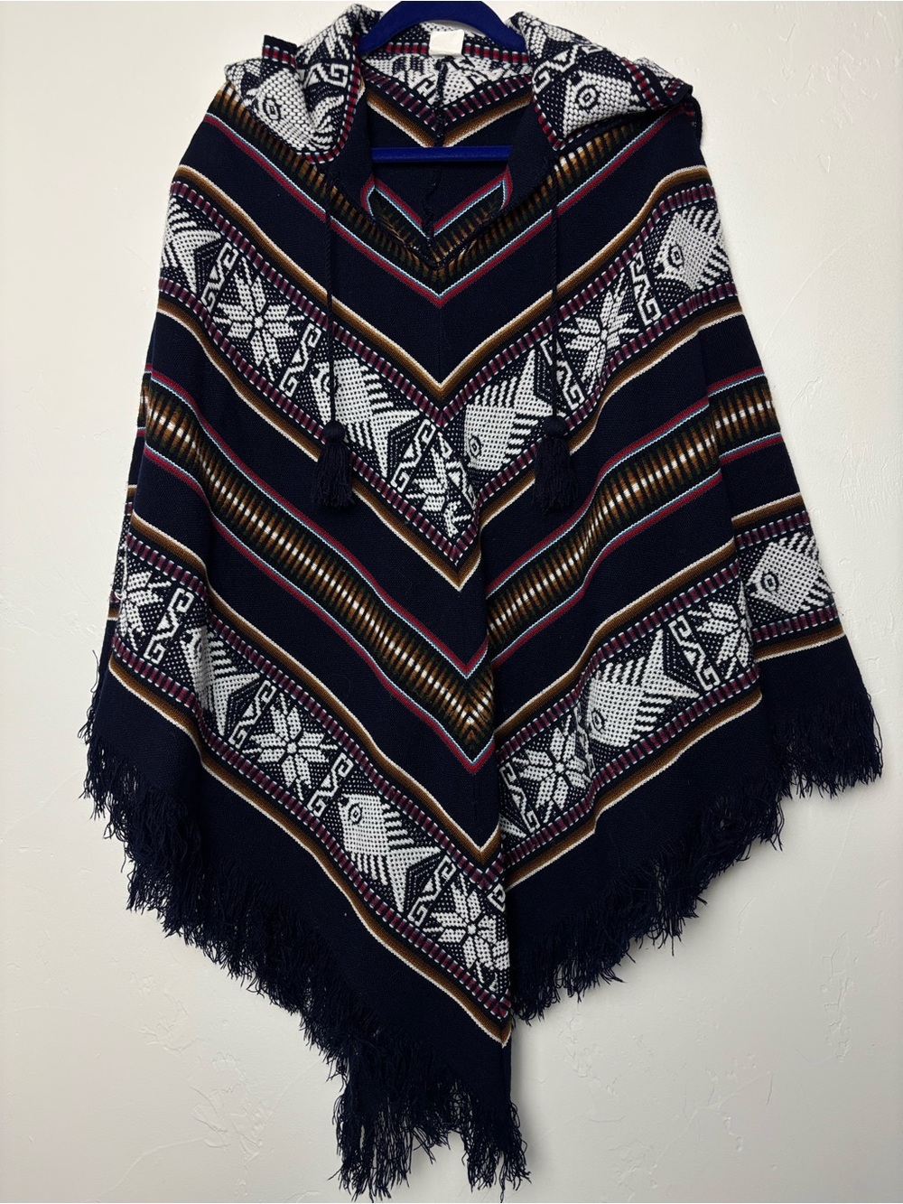 Artesanias Inca Wool Navy Southwestern Poncho Fringe Handmade Aztec Fish Tassel